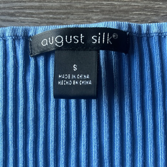 Women’s Bundle of 3 Ribbed Short Sleeve Shirts - Picture 2 of 8